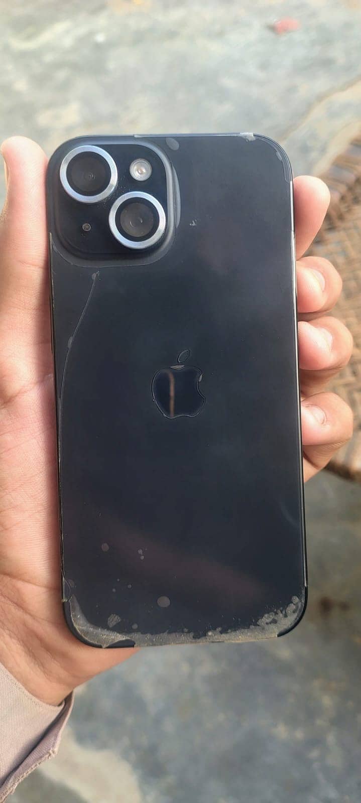 Apple iPhone 15 4