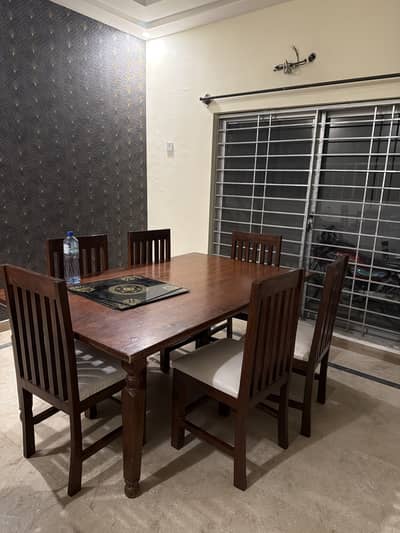 6 chair Dining table