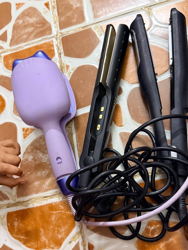 straightner,nd curl 0