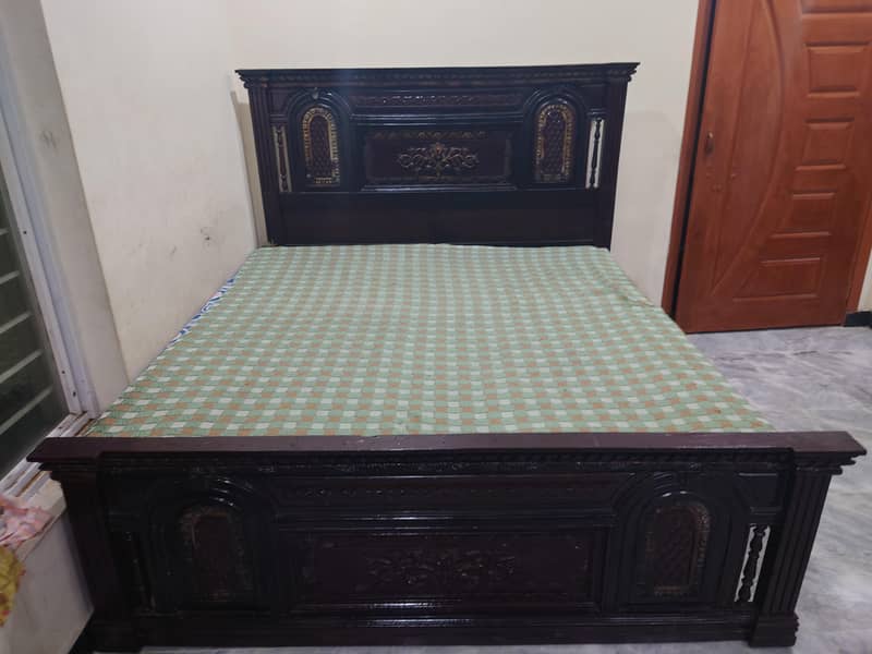 king size bed 1