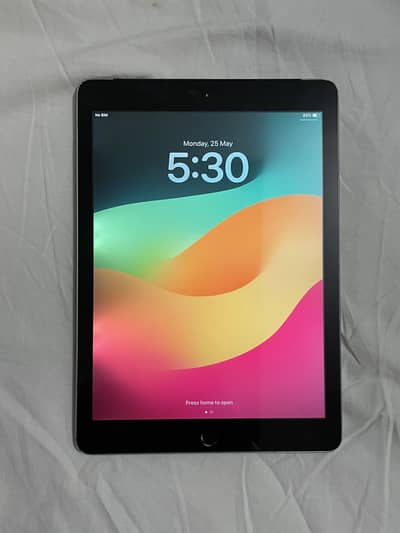 iPad 6th Generation 32GB – All OK – Best for Gaming