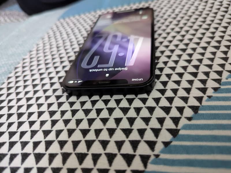 Apple iPhone 12 0