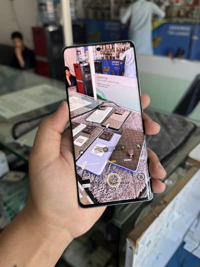 Vivo X70 Pro 12/256.