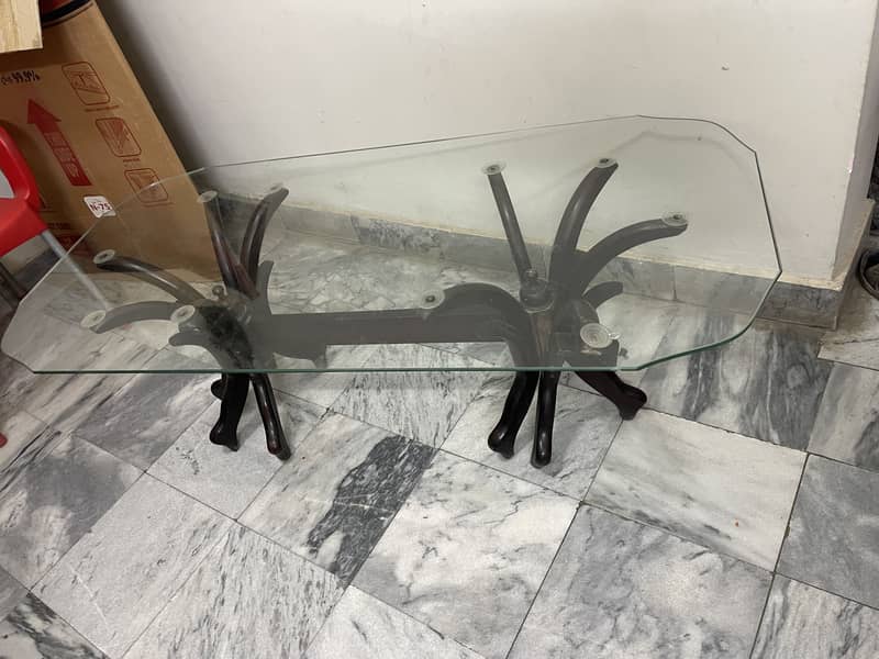 Table and Side Tables 0