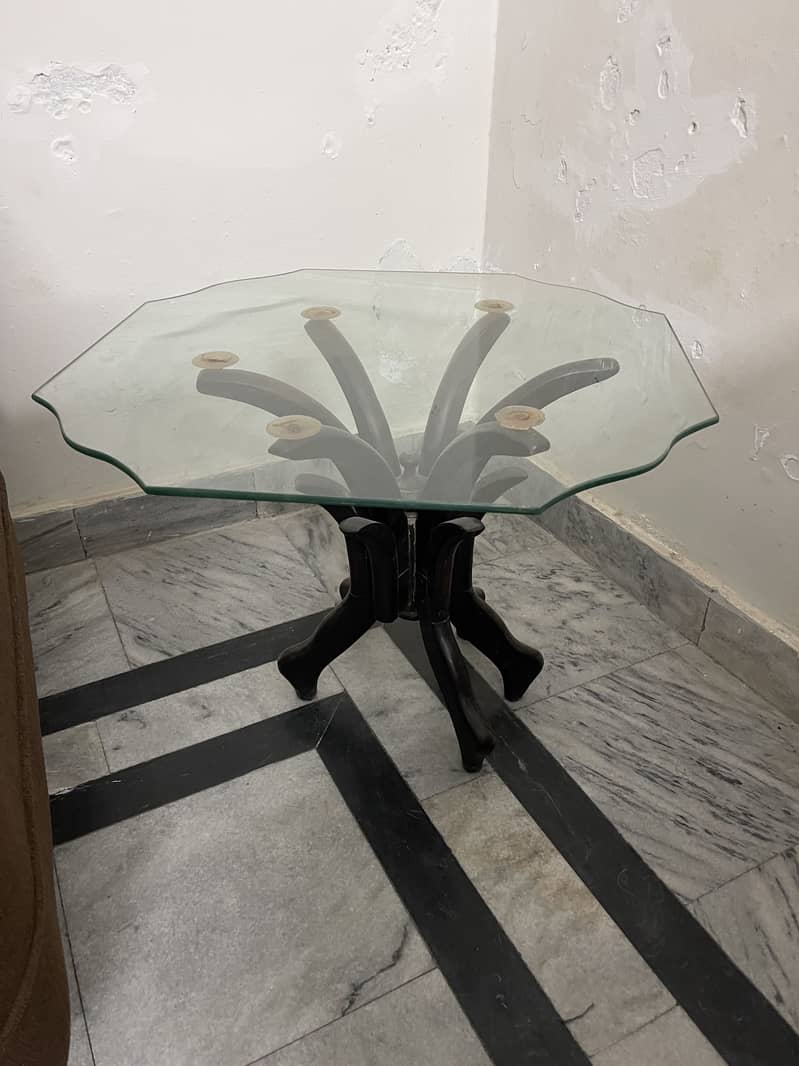 Table and Side Tables 4