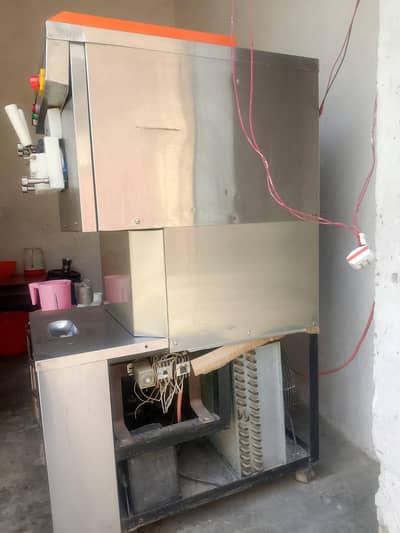 iceFlavor Ice Cream Machine for Sale – Brand New Condition