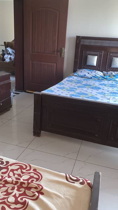 King side bedroom