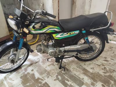 Honda 70 Model 23 Karachi no
