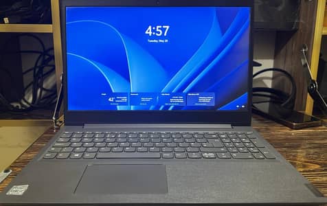 Lenovo V15-IIL Core i3 10th Gen | 12GB RAM | 256GB M. 2 SSD + 1TB HDD