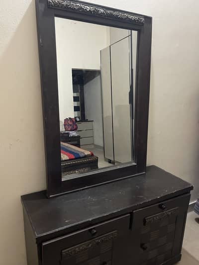 Dressing Table – Affordable & Good Qualit