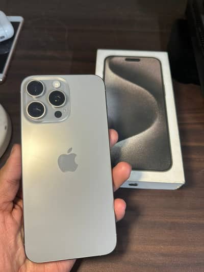 iPhone 15 Pro Max