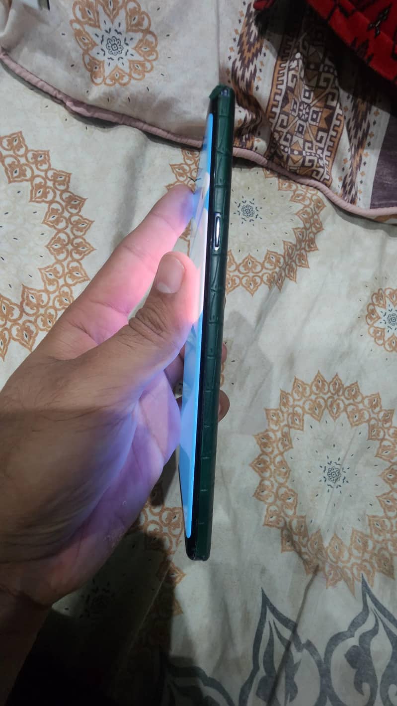 Samsung Mobile Note 9 1