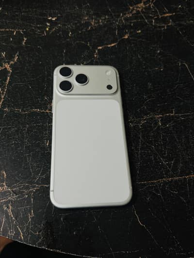 Apple iPhone 17 Pro Max jv