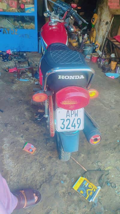 Honda 125 sale