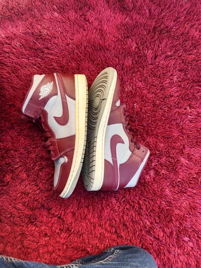 Nike Air Jordan 1