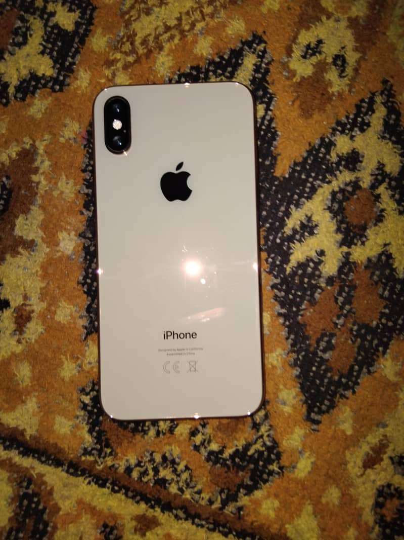 iphone xs 1