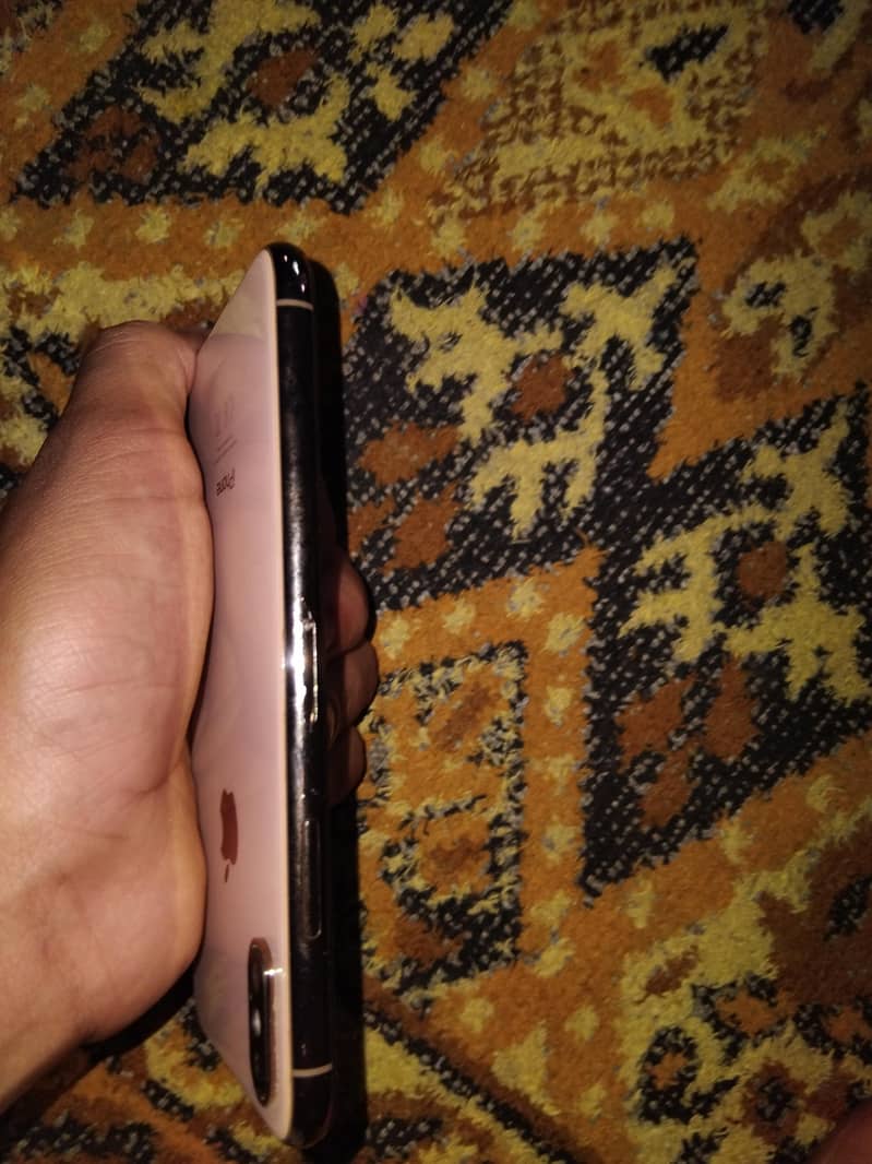iphone xs 3