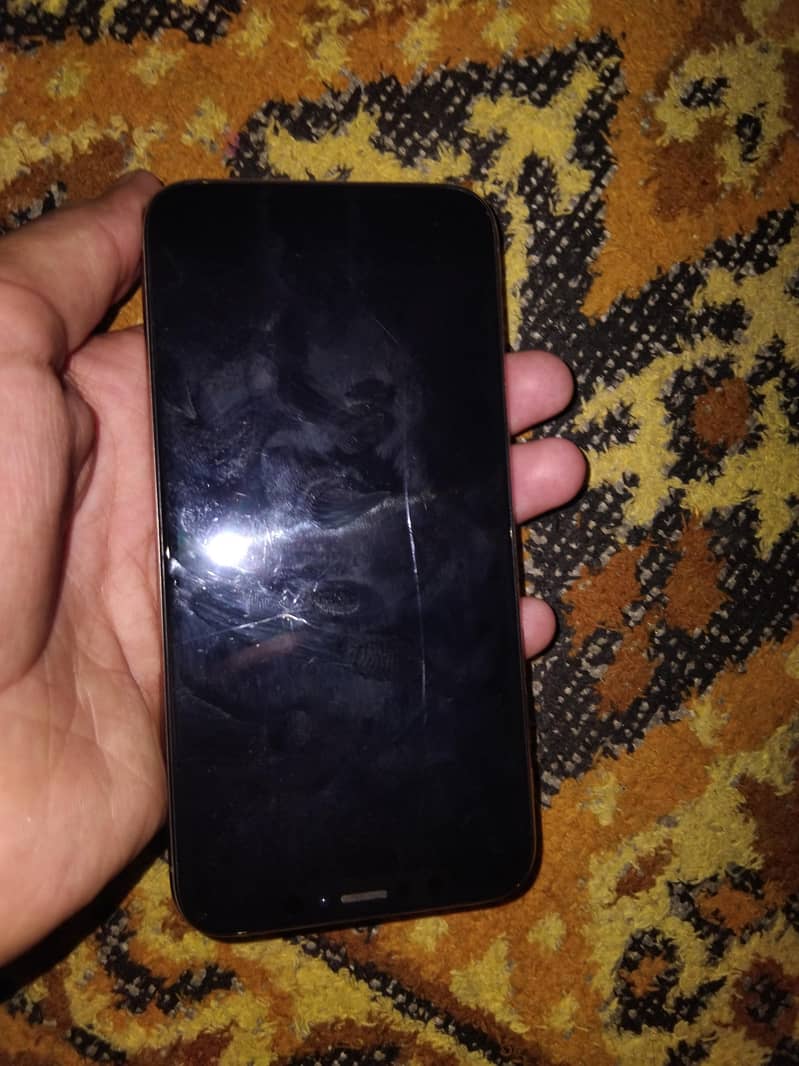 iphone xs 4