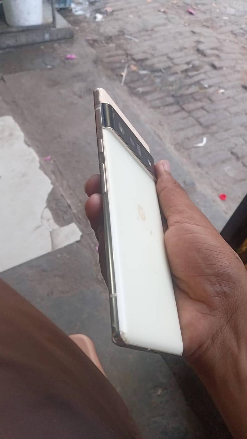 google pixel 6 pro 3