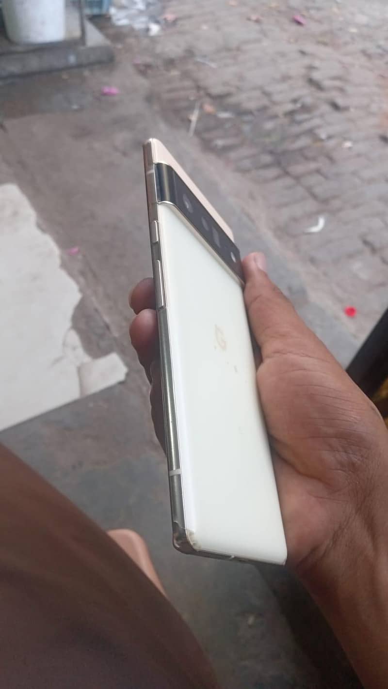 google pixel 6 pro 4