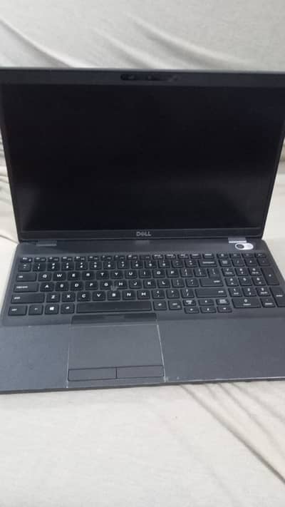 Dell latitude 5500,core i7 8th gen ,8ram 256 SSD , fingerprint screen