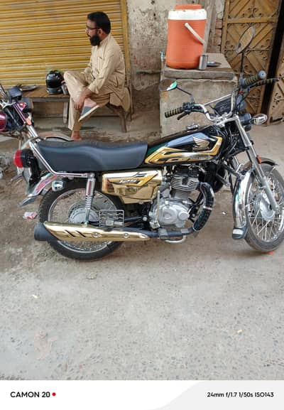 honda 125 for gold black nbr lgwa hwa hy urgent sell