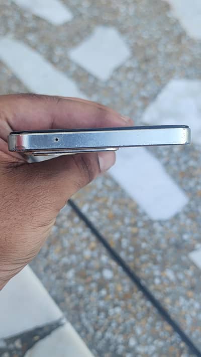 Vivo V25e