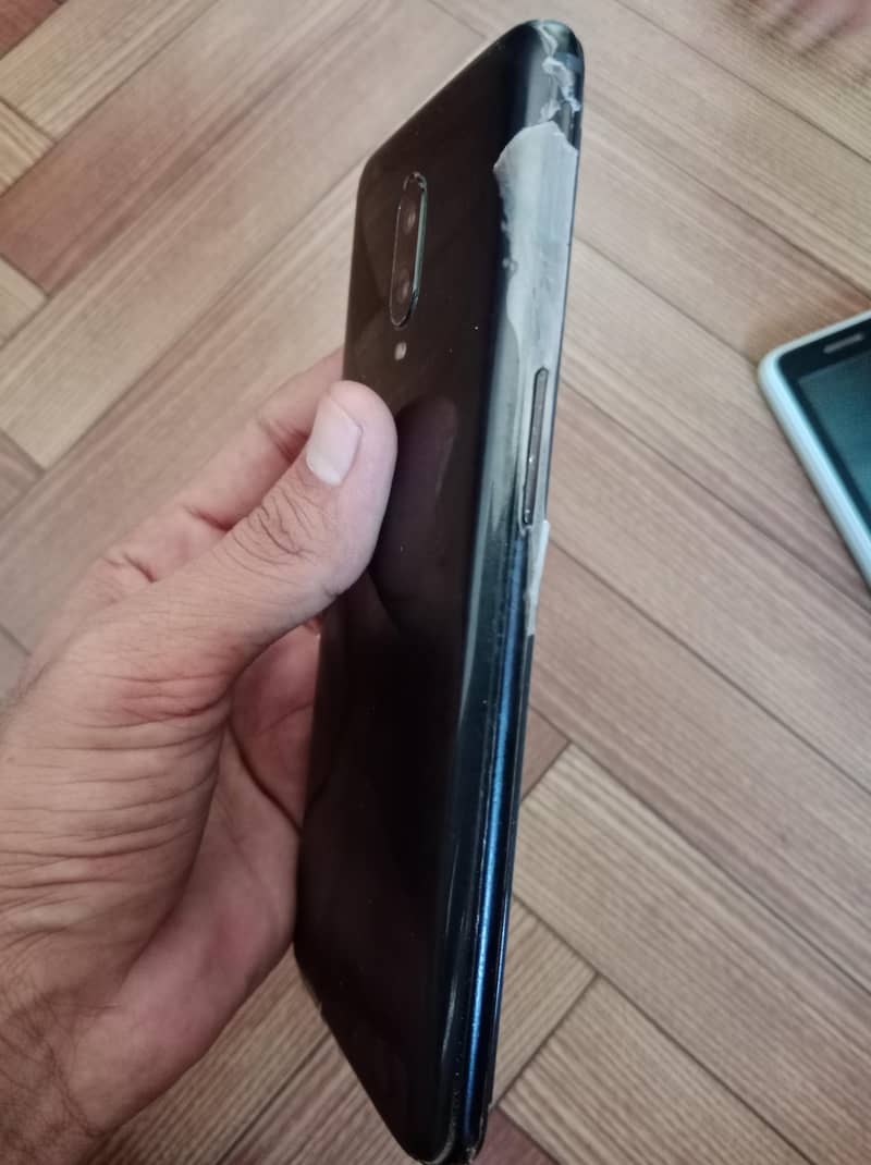 One Plus 6T 1
