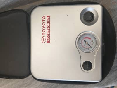 Toyota Car Air pump/ Car Tyer inflator/ Car Air Compressor