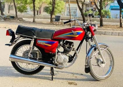 Honda 125cc bike urgent for sale 03294565513