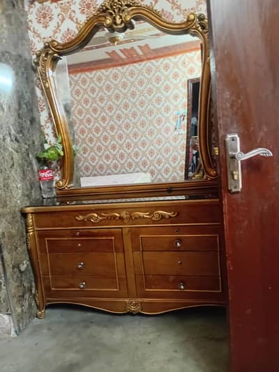 mirror