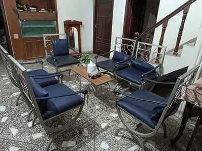 6 Heavy-Duty Metallic Chairs in Good Condition