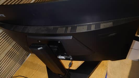Gigabyte G32QCA 32 inch 165hz 2k monitor