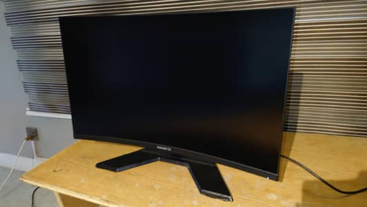 Gigabyte G32QCA 32 inch 165hz 2k monitor