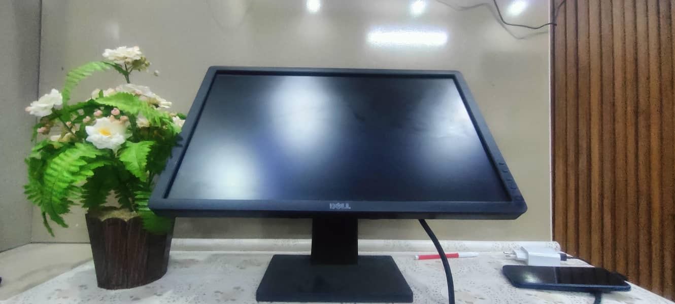 Dell Moniter 4
