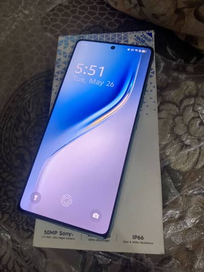 Tecno CAMON 40