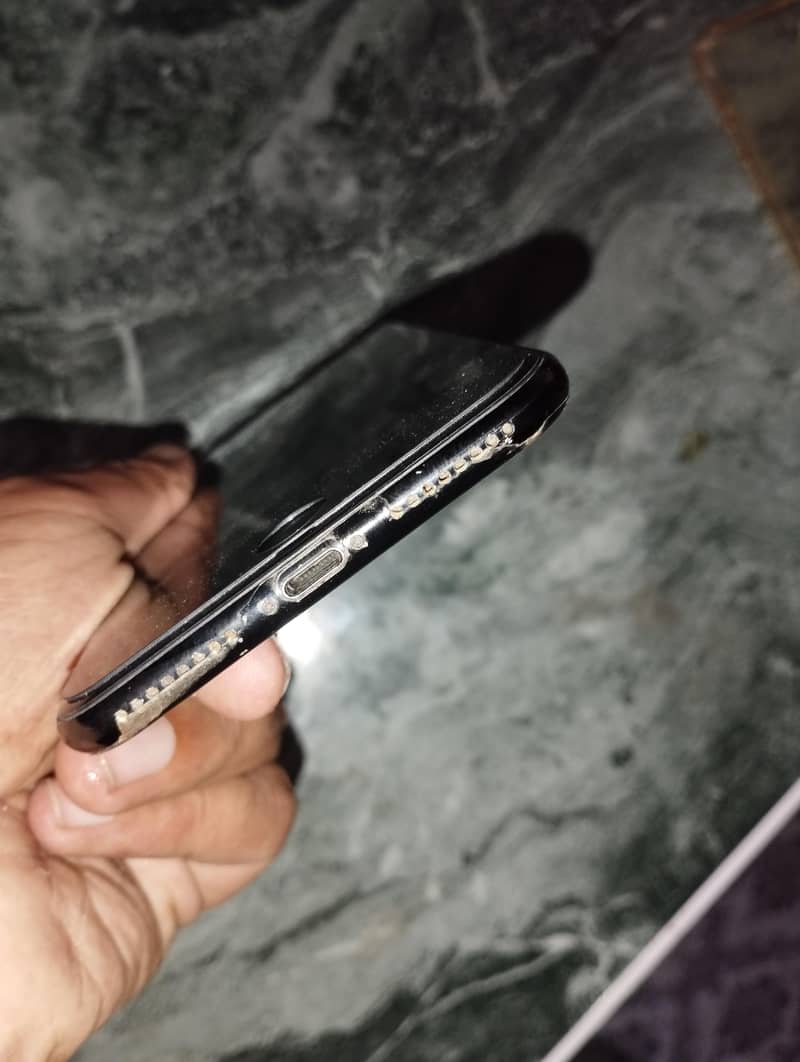 Apple iPhone 7 Plus 4