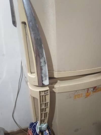 like brand new PEL fridge used condition small size