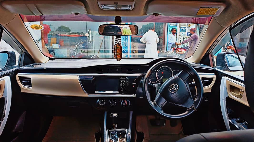 Altis automatic 2015 4
