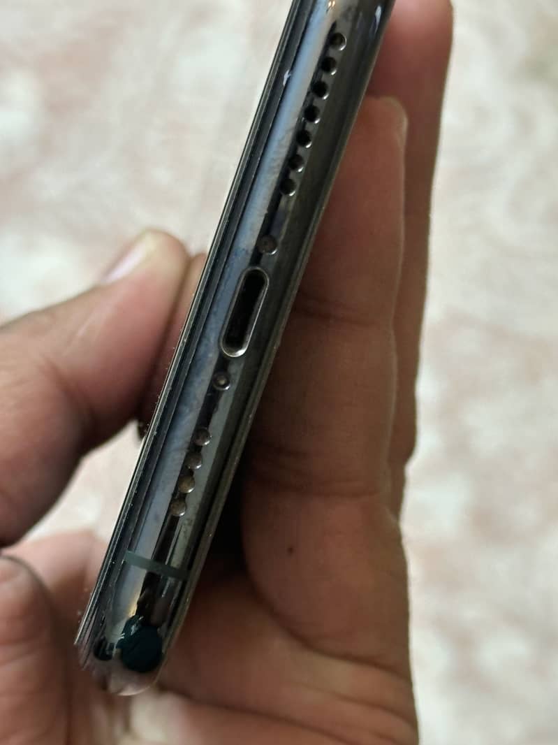 IPhone 11 Pro Max 1
