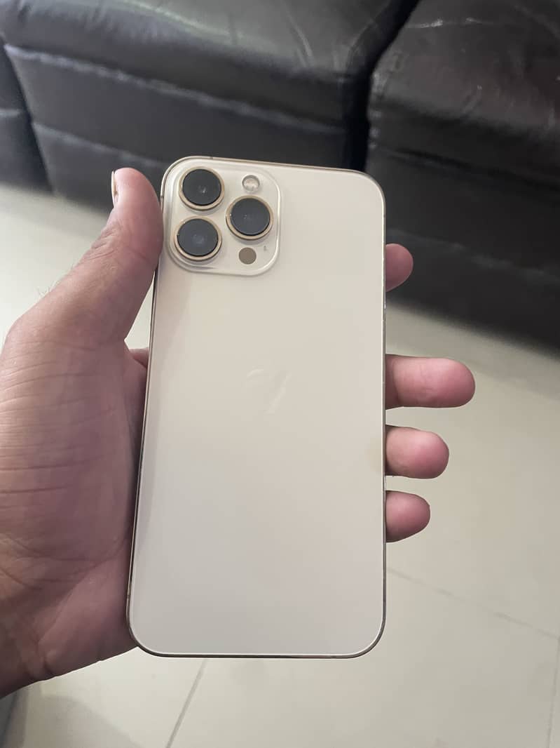 Iphone 13 pro max 4