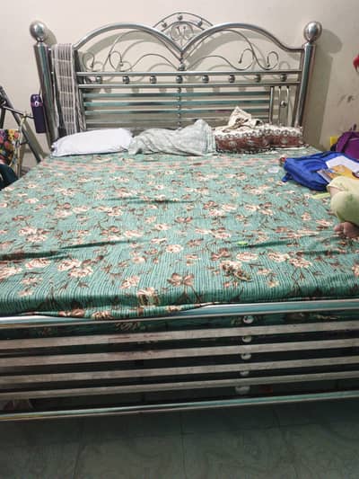Steel bed