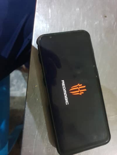 RedMagic 5S Gaming Beast | 8/128-- 144Hz Display