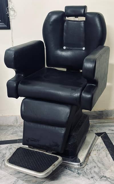 salon chair for sale like new-barber chair