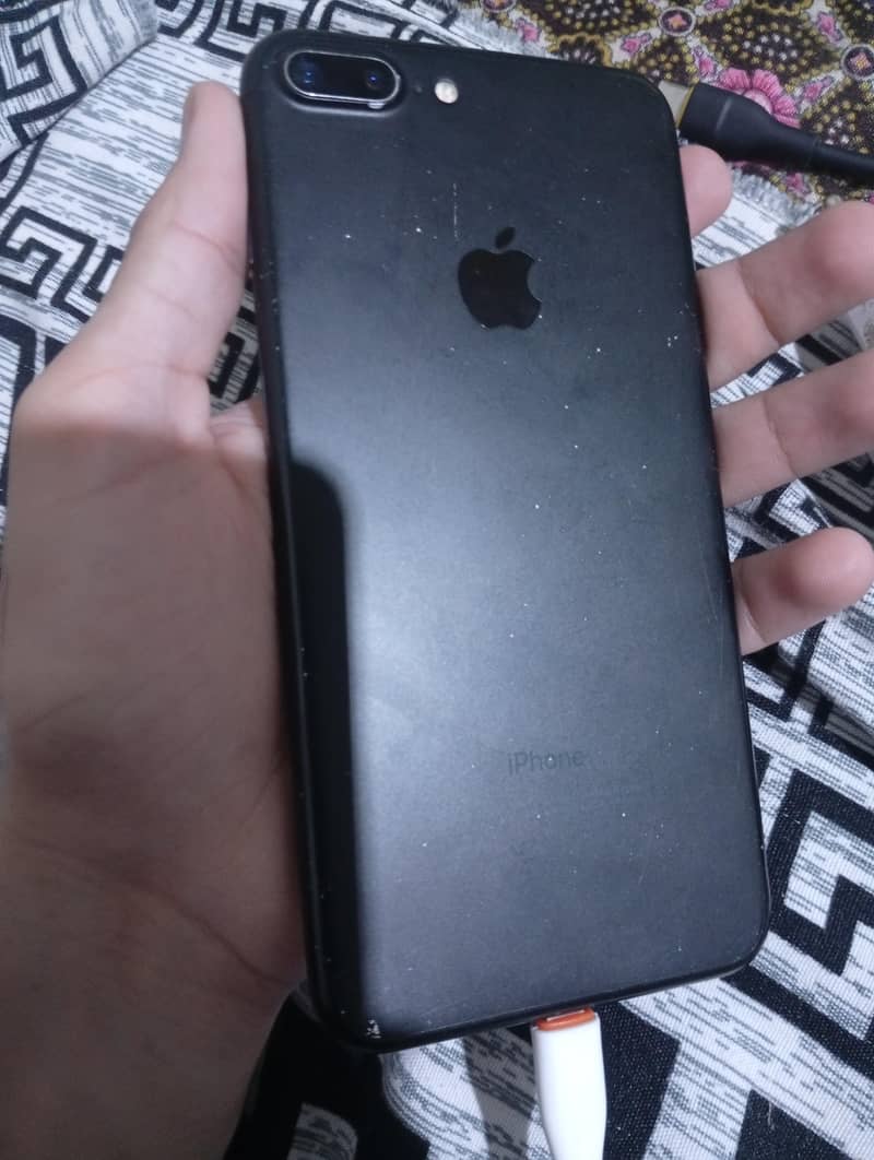 Iphone 7plus 4