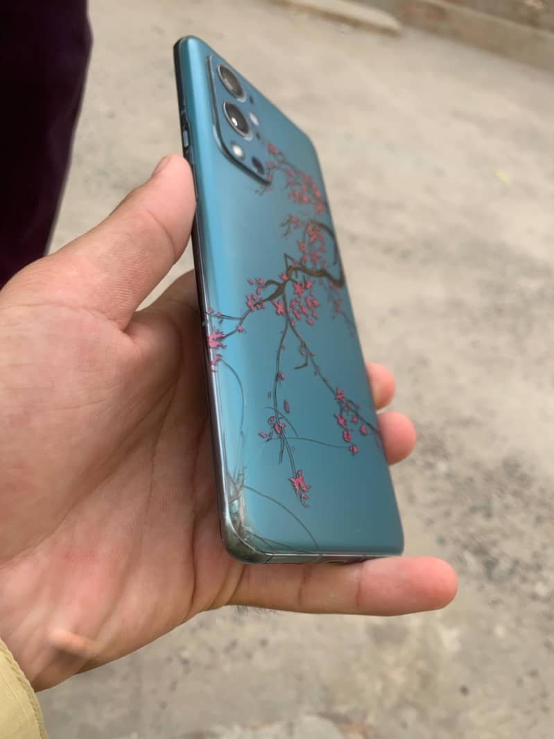 One Plus 9 Pro 3
