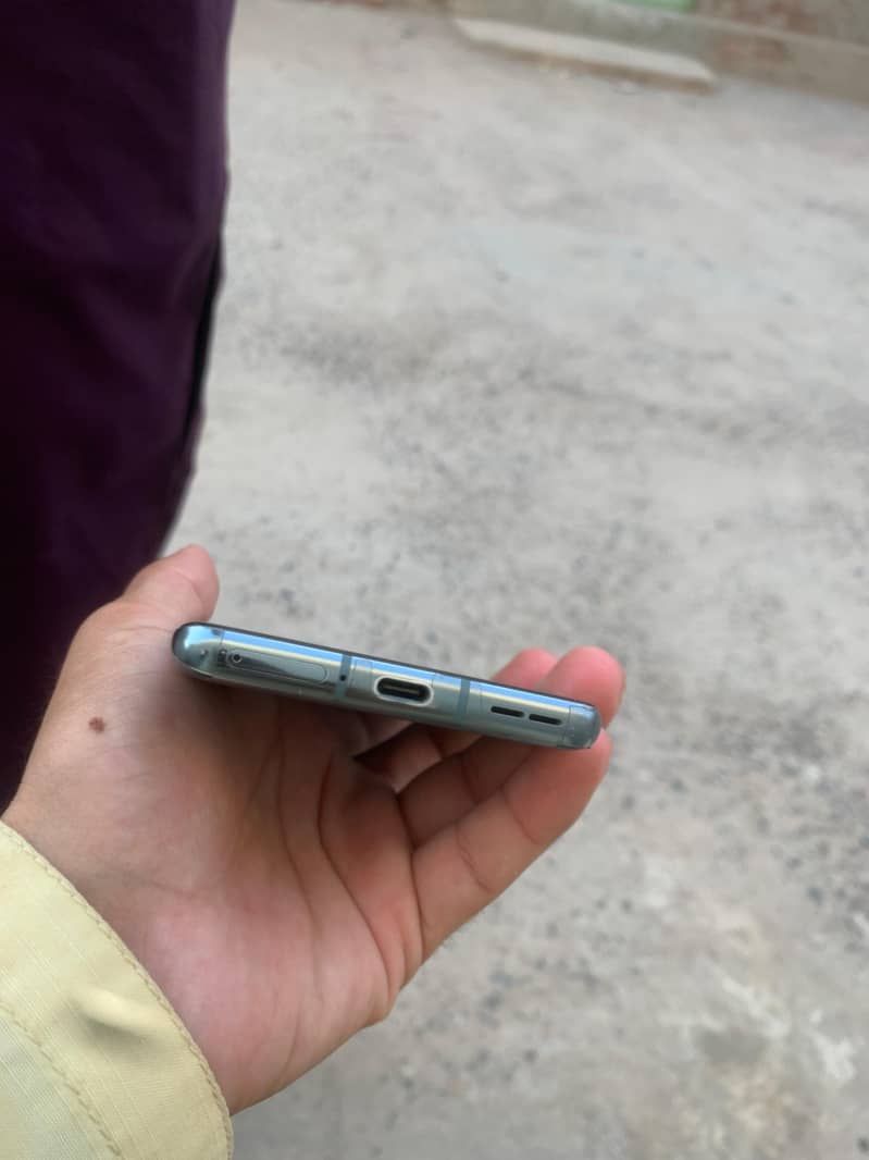 One Plus 9 Pro 7