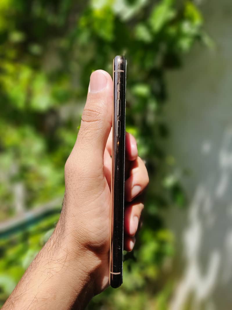 iphone 11 pro max 1