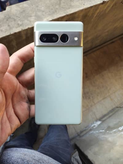 Google Pixel 7PRO - 12/128 in Mint Condition
