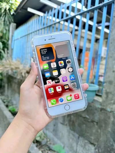 Iphone 7plus PTA approved 128gb My Whatsapp number 0348-55-58-176